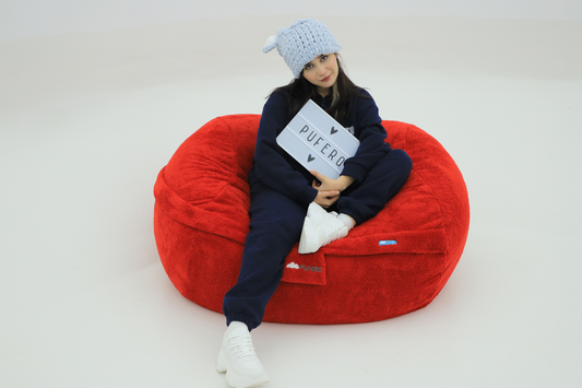 Pufero Dev Boy puf – modern evler için büyük boy rahat oturma pufu
Fitilli kadife kumaşlı dev boy pufero puf – değiştirilebilir kılıflı modern mobilya
130x110 cm ölçülerinde dev puf – rahat ve şık büyük boy puf koltuk
Yumuşak kumaşlı büyük puf – pufero puf koleksiyonundan modern mobilya
Rahat mobilya önerisi – dev boy fitilli kadife puf modeli